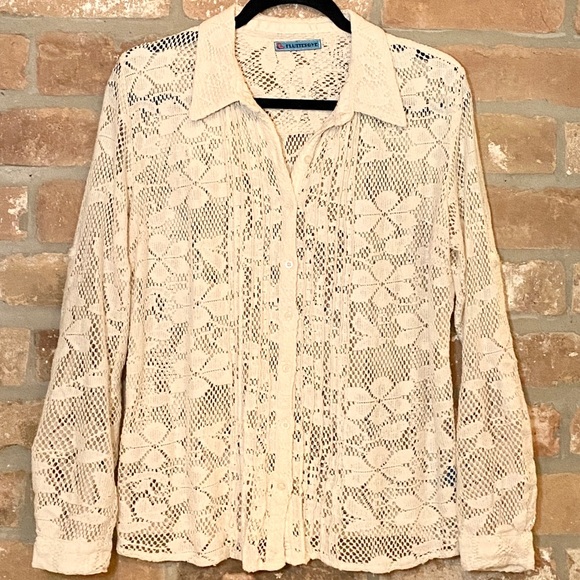 Flutterbye Crochet Button Up Collared Top - Sz Med - Picture 2 of 8